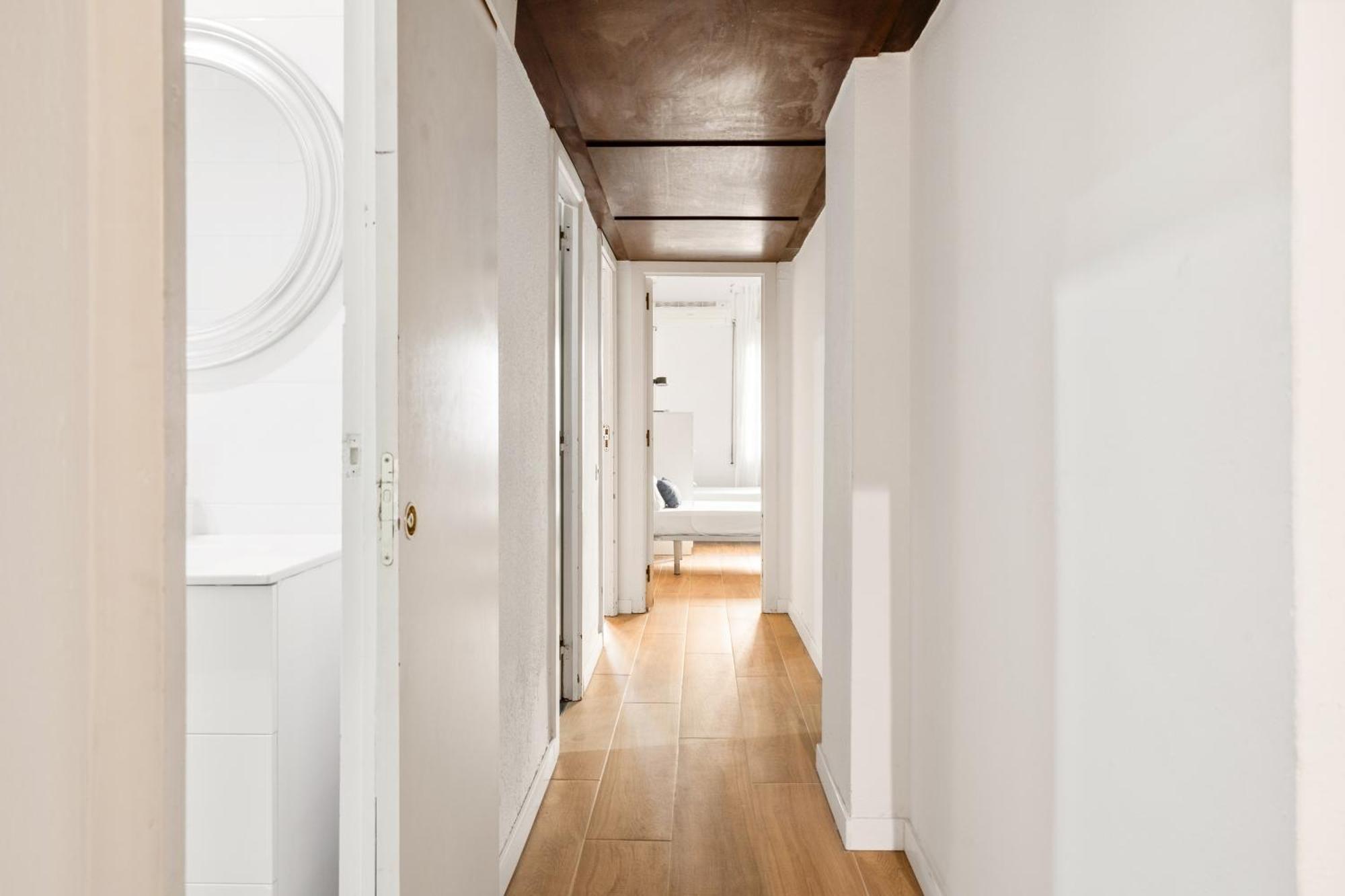 Fridays Flats Spacious 4Br Family Retreat Barcelona Exterior photo